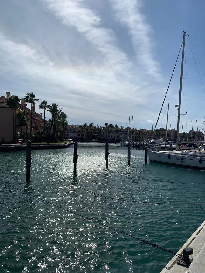 La Marina, Sotogrande Apartment